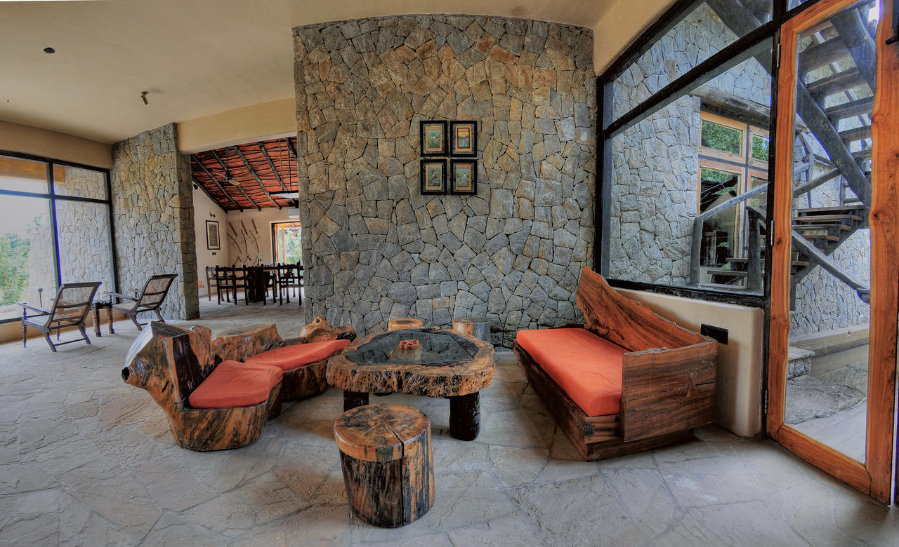 Kanha Earth Lodge Mandla Exterior photo